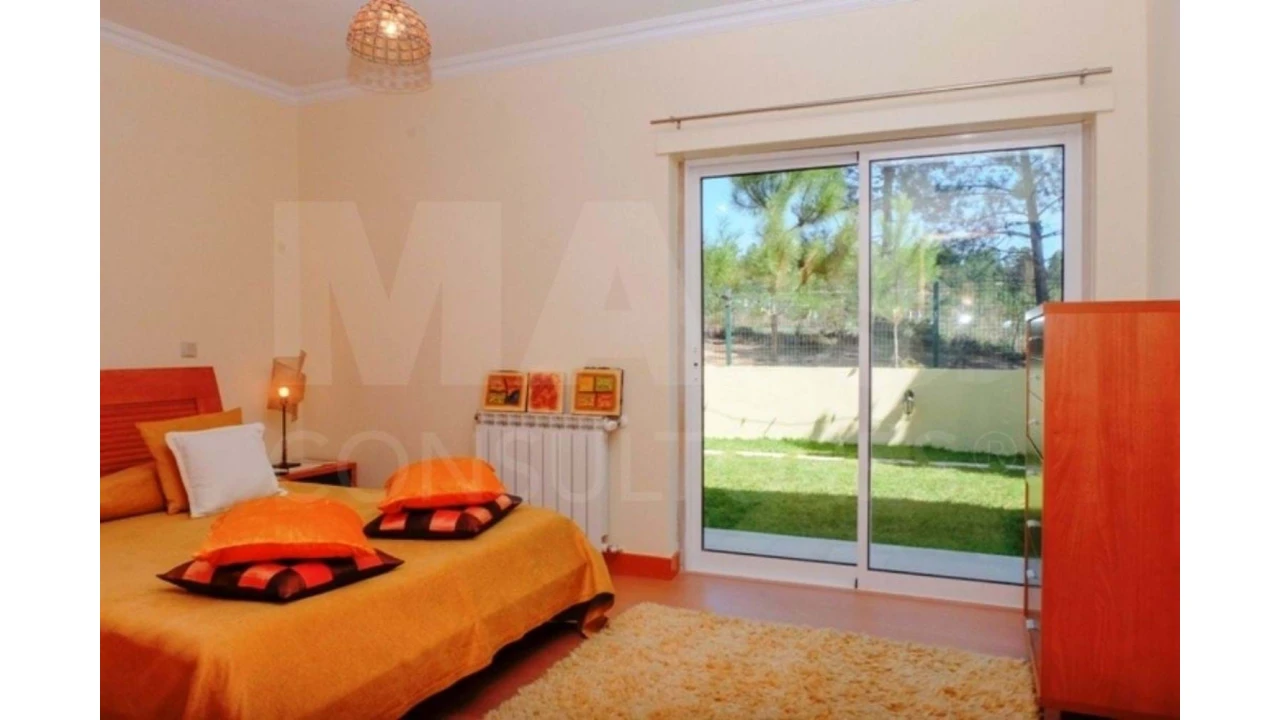 Moradia T5 para Venda em Sesimbra (Castelo) Foto 14