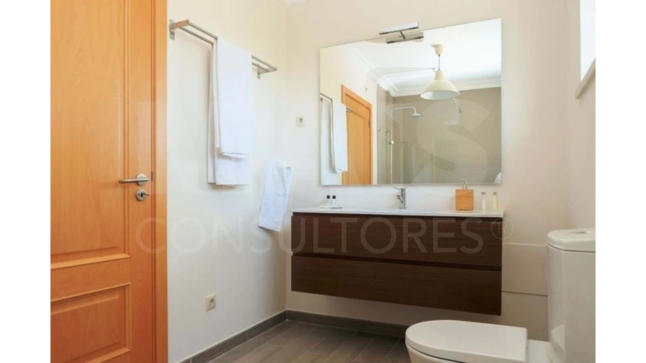 Moradia T5 para Venda em Sesimbra (Castelo) Foto 28