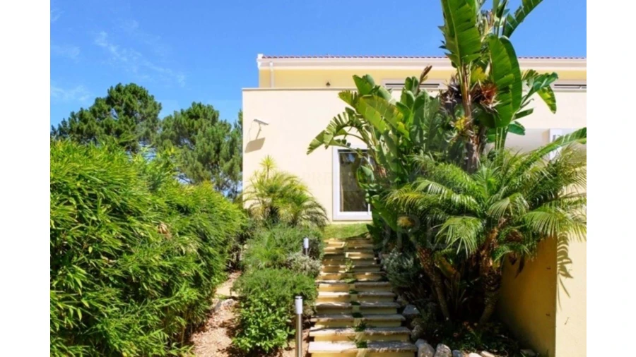 Moradia T5 para Venda em Sesimbra (Castelo) Foto 37