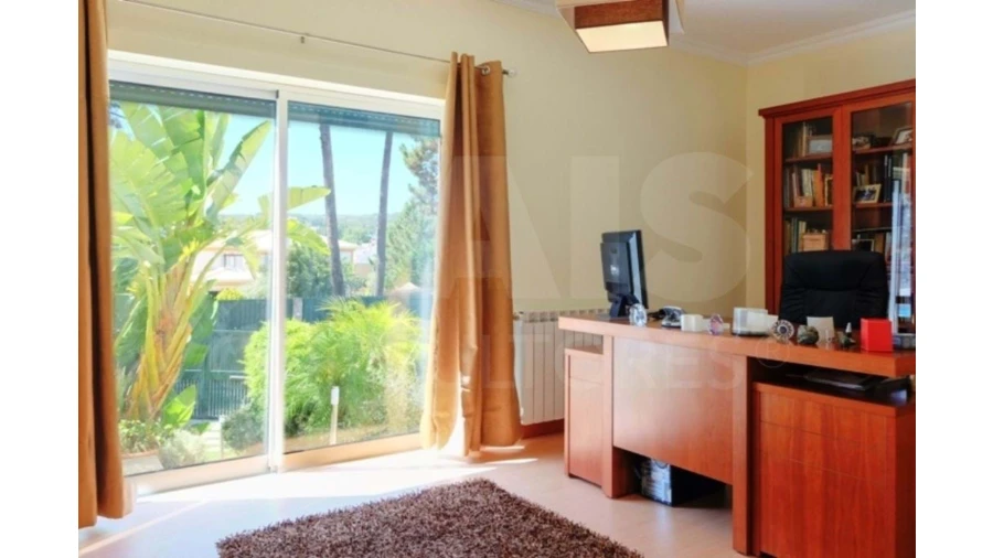 Moradia T5 para Venda em Sesimbra (Castelo) Foto 13