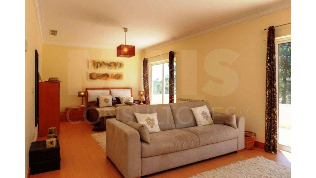 Moradia T5 para Venda em Sesimbra (Castelo) Foto 30