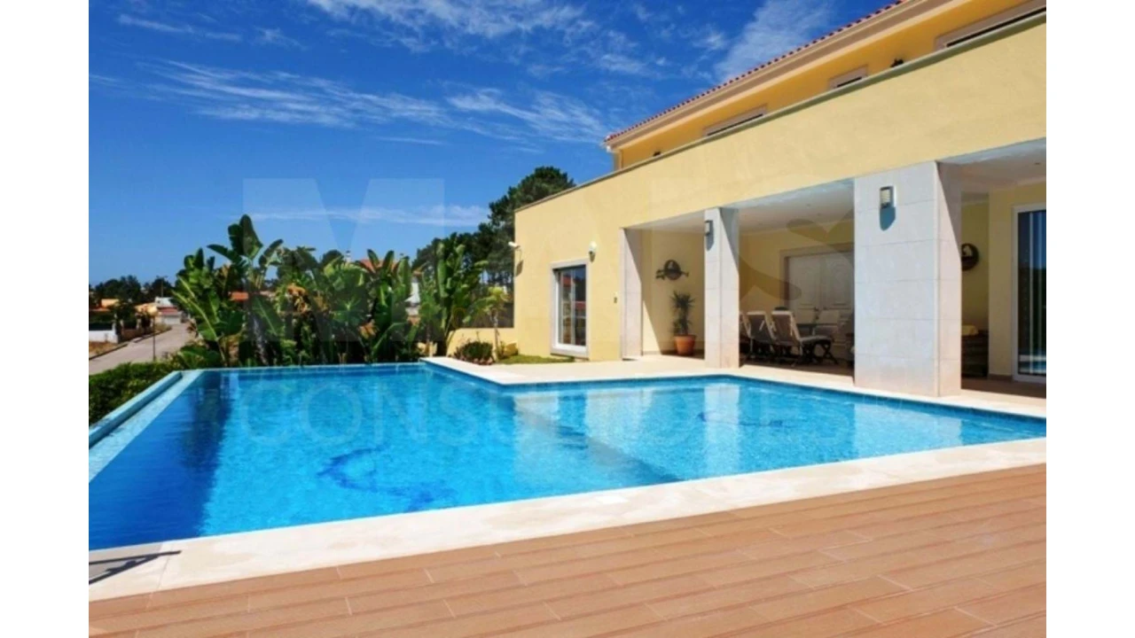 Moradia T5 para Venda em Sesimbra (Castelo) Foto 21