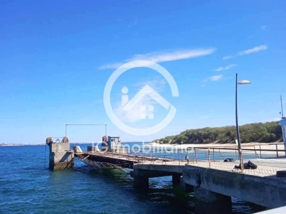 Apartamento T1 para Venda em Carvalhal Foto 22