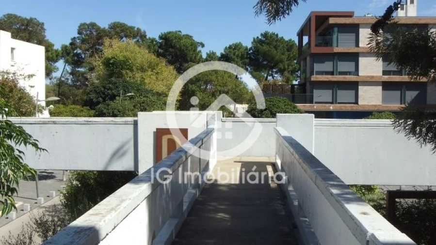 Apartamento T1 para Venda em Carvalhal Foto 6