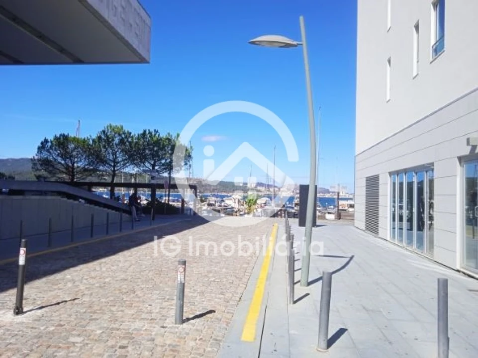 Apartamento T1 para Venda em Carvalhal Foto 23