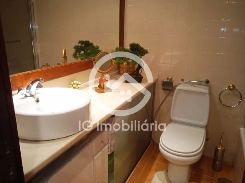 Apartamento T1 para Venda em Carvalhal Foto 19