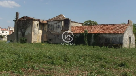 Quinta T6 para Venda em União das Freguesias de Setúbal