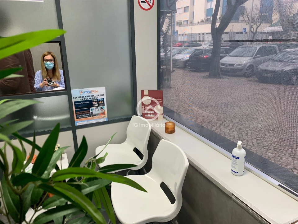 Loja para Venda em União das Freguesias de Setúbal Foto 20