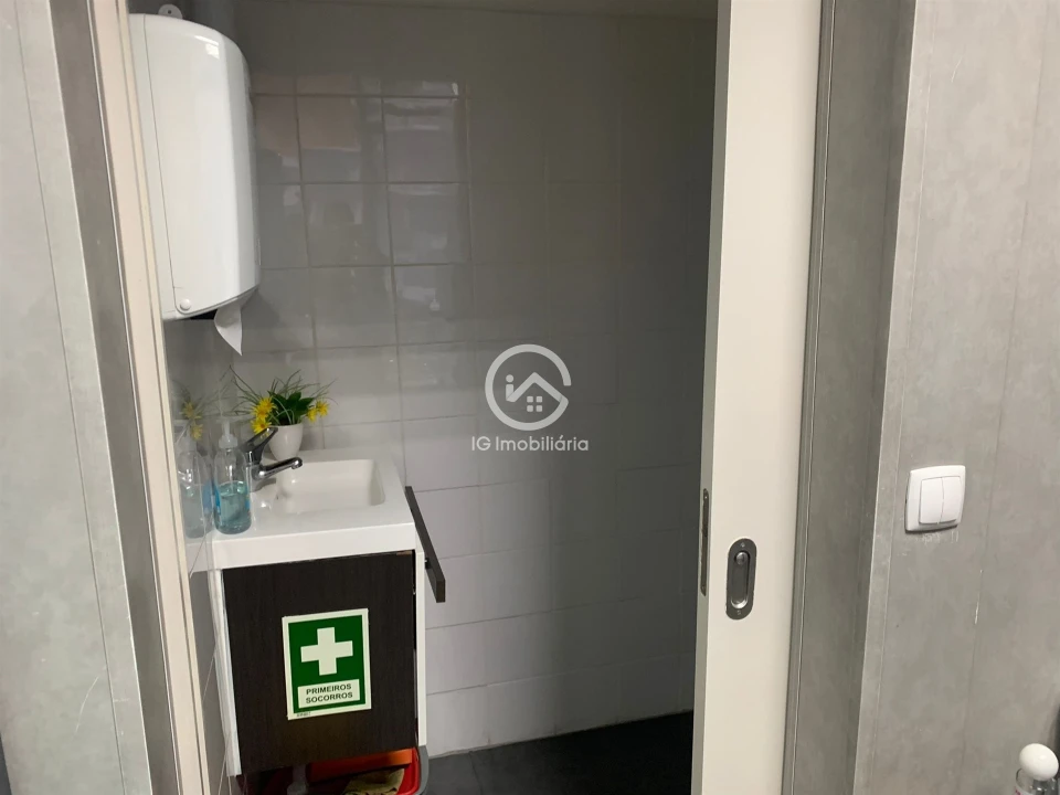 Loja para Venda em União das Freguesias de Setúbal Foto 19