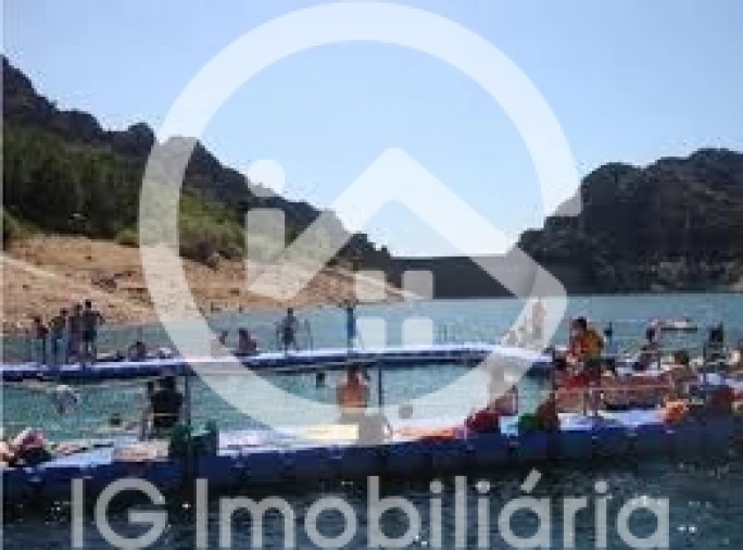 Moradia T3 para Venda em Aldeia de São Francisco de Assis Foto 16