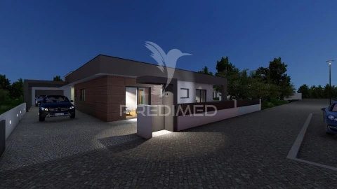 Moradia T5 para Venda em Azeitão (São Lourenço e São Simão)