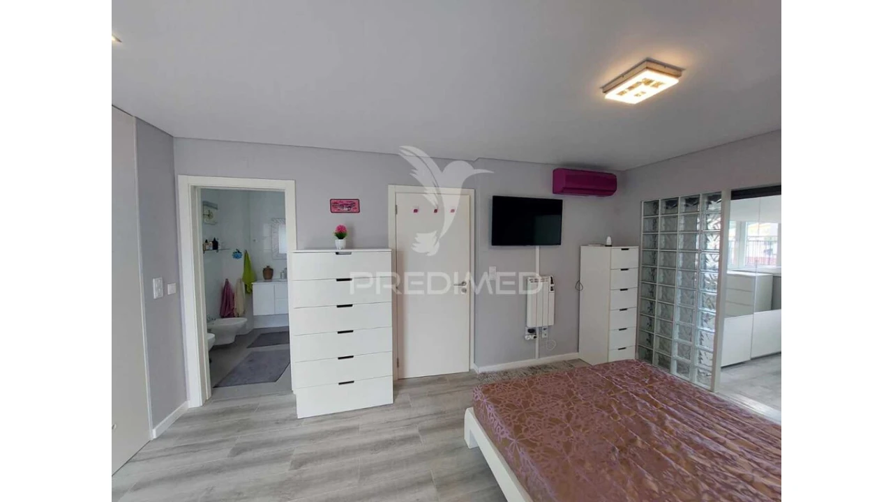Moradia T4 para Venda em Quinta do Conde Foto 18