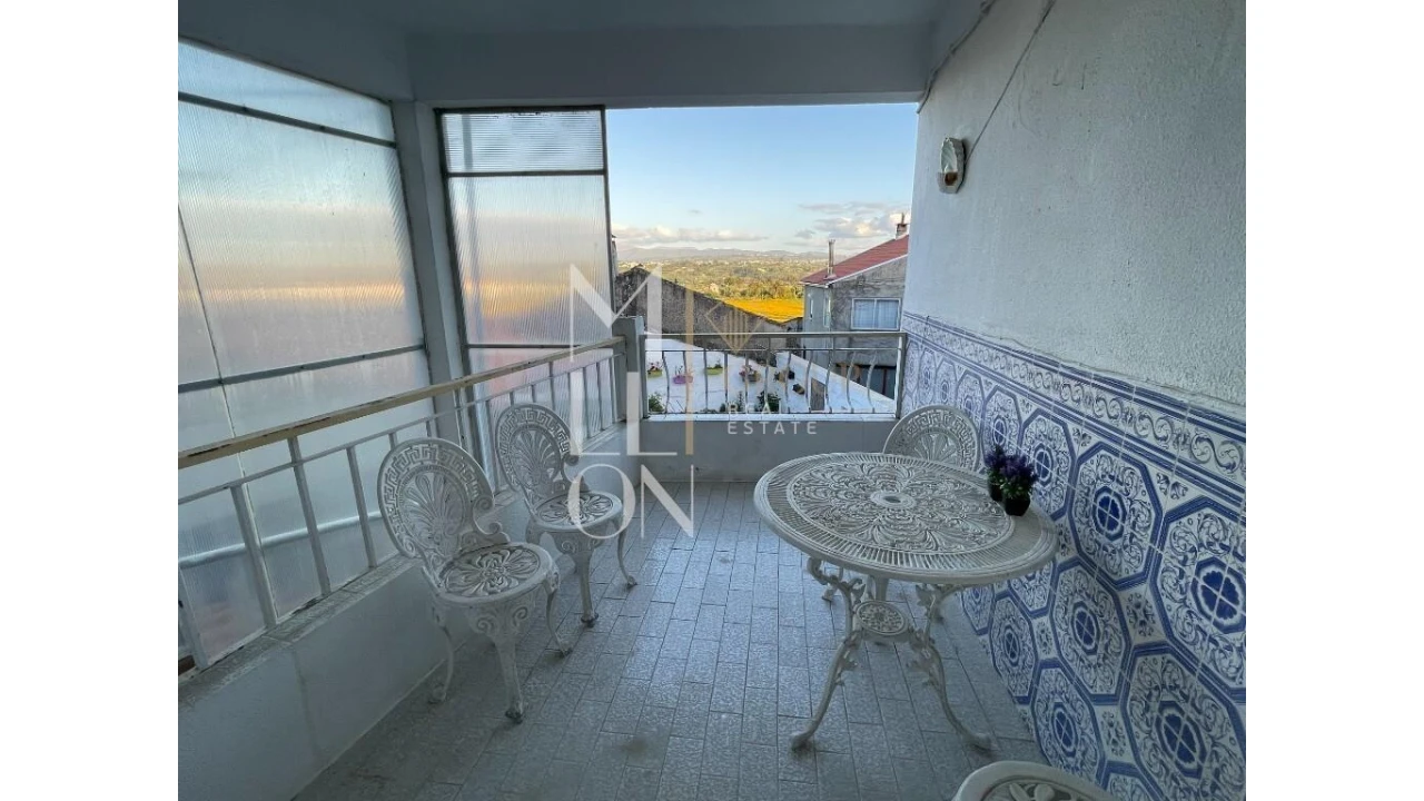 Moradia T5 para Venda em Ervedal e Vila Franca da Beira Foto 8