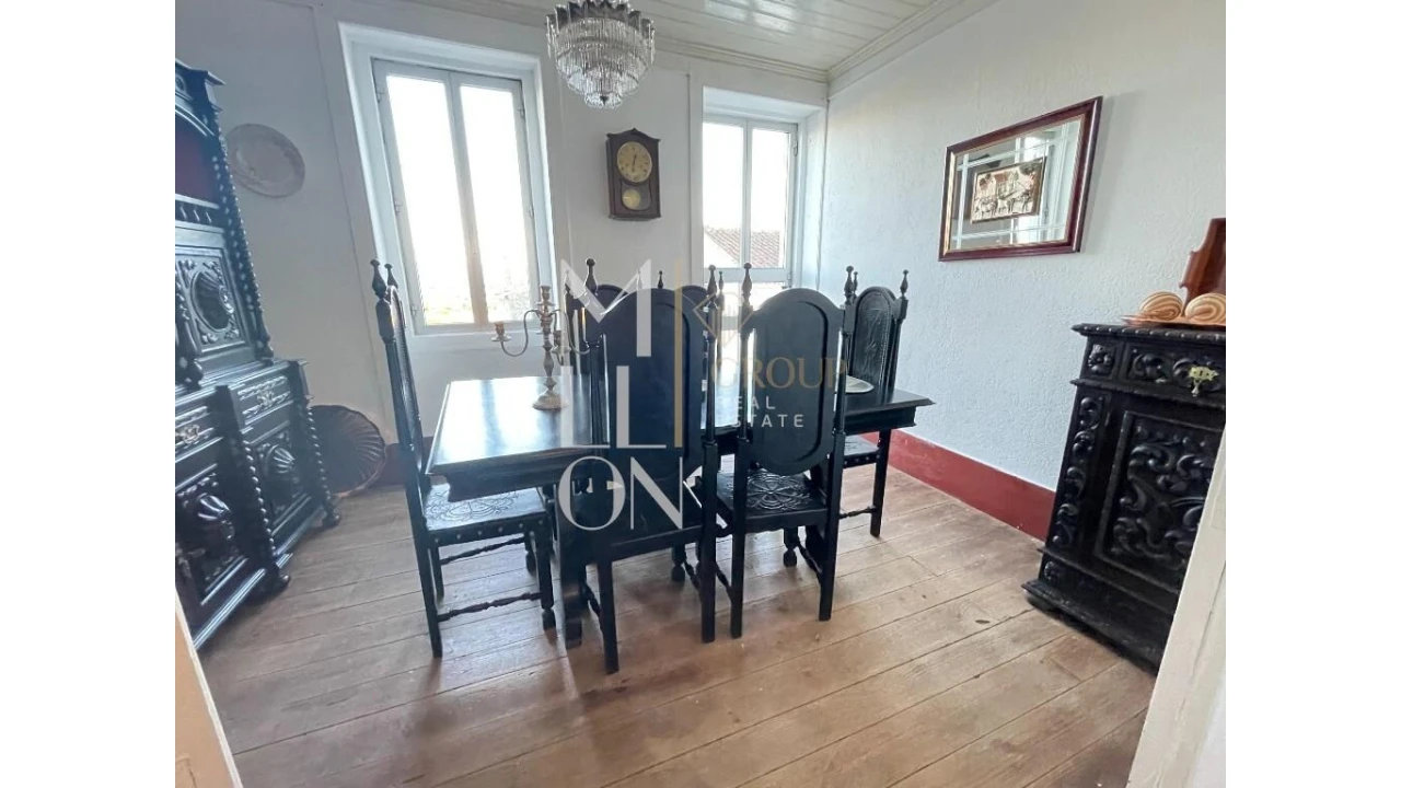 Moradia T5 para Venda em Ervedal e Vila Franca da Beira Foto 16