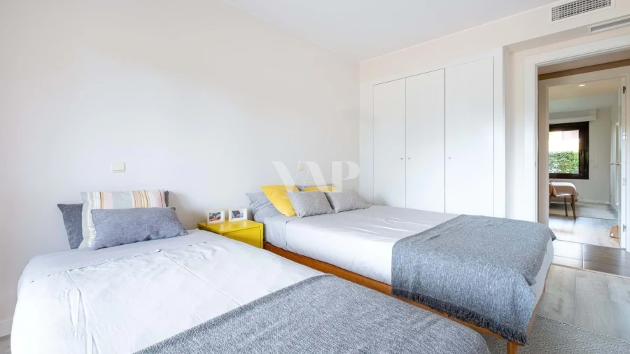 Apartamento T3 para Venda em Quarteira Foto 12