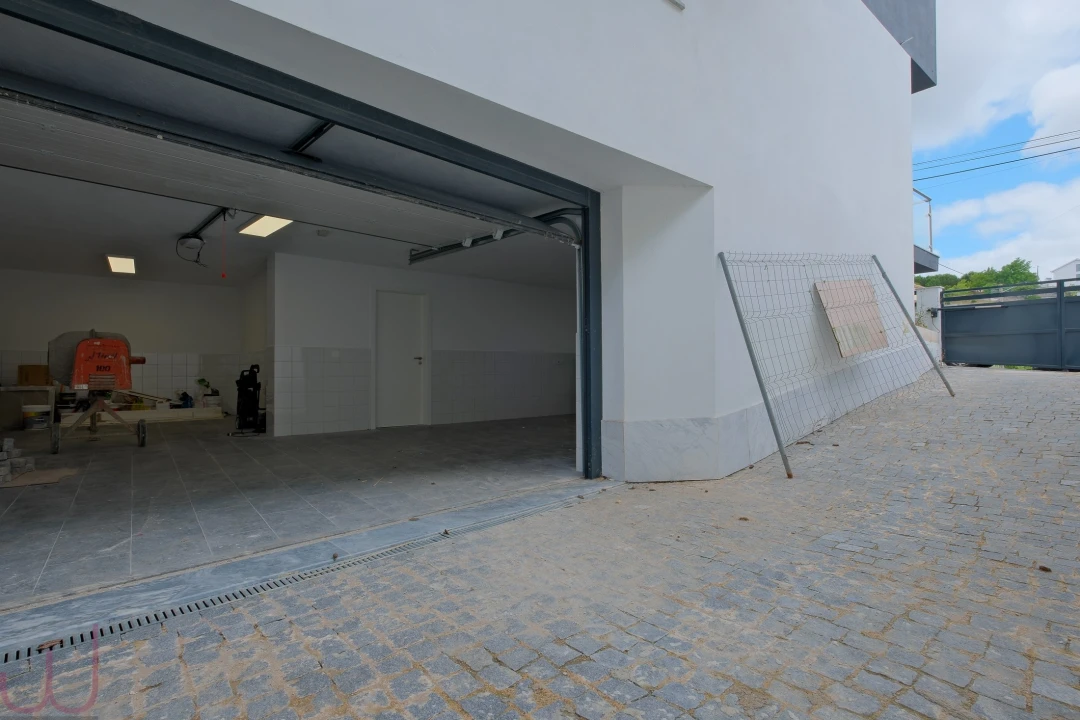 Moradia T3 para Venda em Pontinha e Famões Foto 31