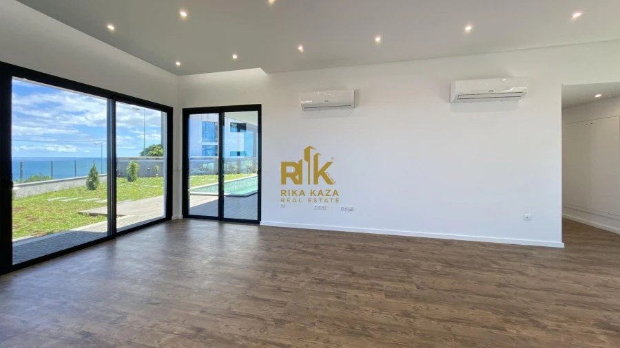 Moradia T3 para Venda em Agua de Pena Foto 9