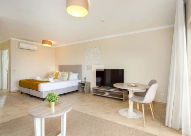 Apartamento para Venda em Lagoa e Carvoeiro