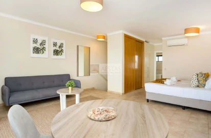 Apartamento para Venda em Lagoa e Carvoeiro
