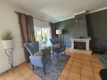 Moradia T4 para Venda em Silves