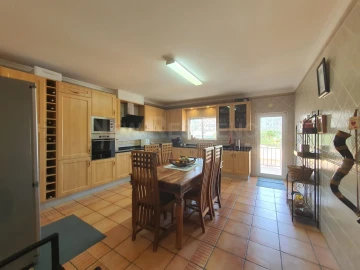 Moradia T4 para Venda em Silves