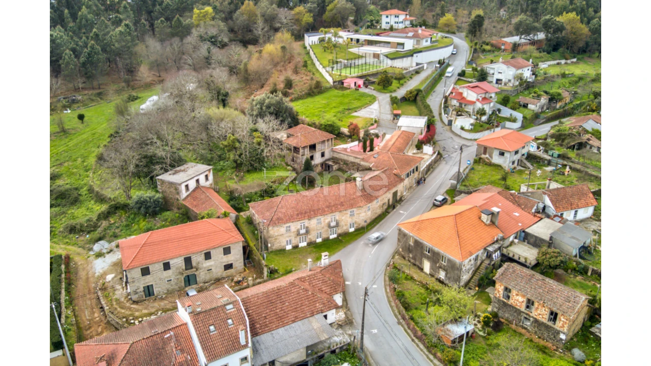 Moradia T4 para Venda em Ribeira do Neiva Foto 6