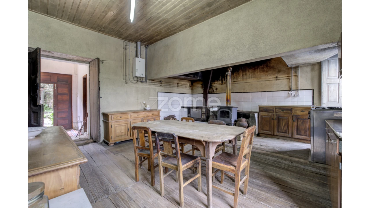 Moradia T4 para Venda em Ribeira do Neiva Foto 24