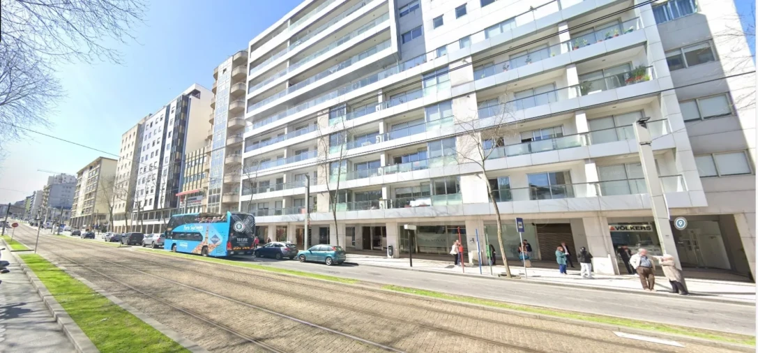 Loja para Venda em Santa Marinha e São Pedro da Afurada Foto 1