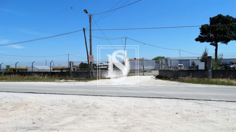 Terreno para Venda em Sarilhos Grandes Foto 6