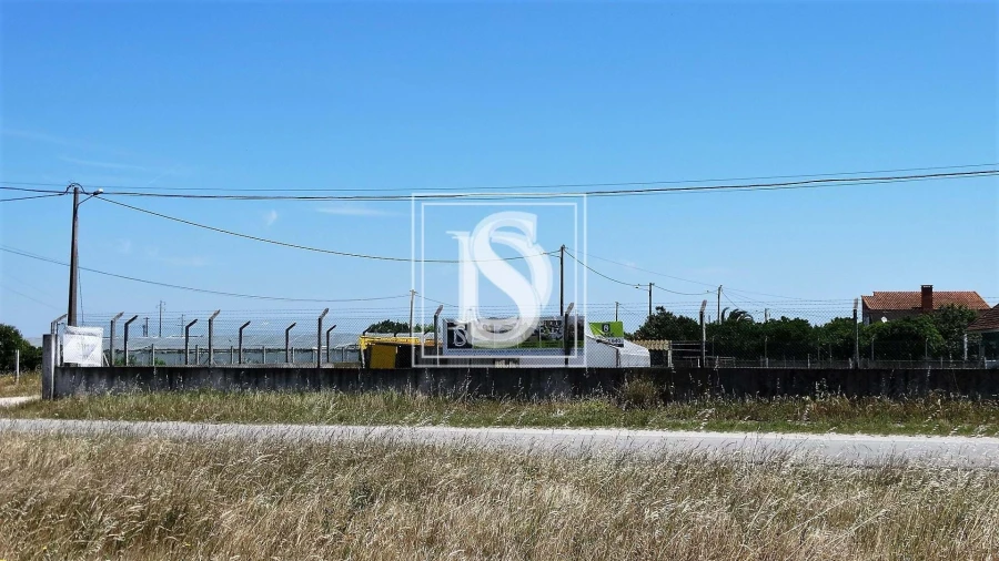 Terreno para Venda em Sarilhos Grandes Foto 4