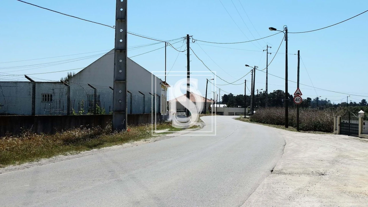 Terreno para Venda em Sarilhos Grandes Foto 8