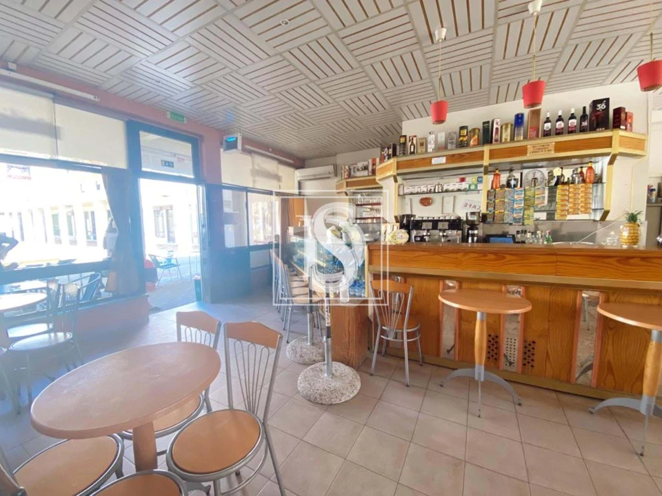 Negócio para Venda em Baixa da Banheira e Vale da Amoreira Foto 7