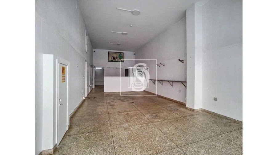 Negócio para Venda em Ermesinde Foto 3