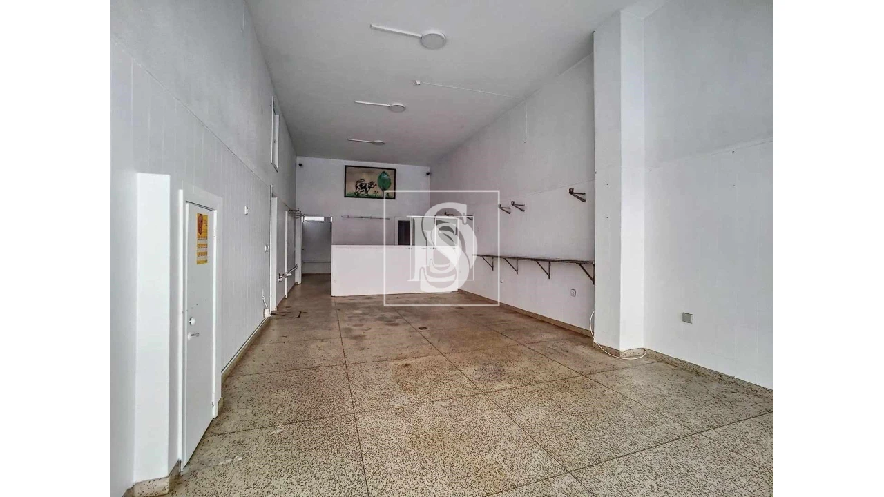 Negócio para Venda em Ermesinde Foto 3