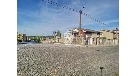 Moradia T3 para Venda em Aguas Santas