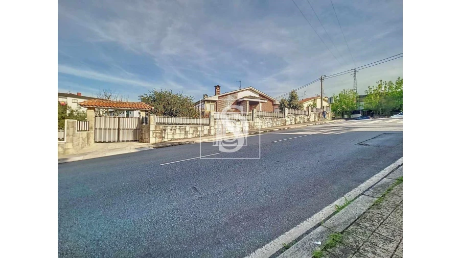 Moradia T3 para Venda em Aguas Santas Foto 31
