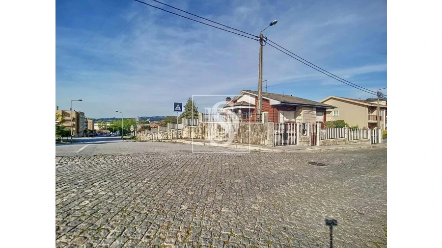Moradia T3 para Venda em Aguas Santas Foto 30