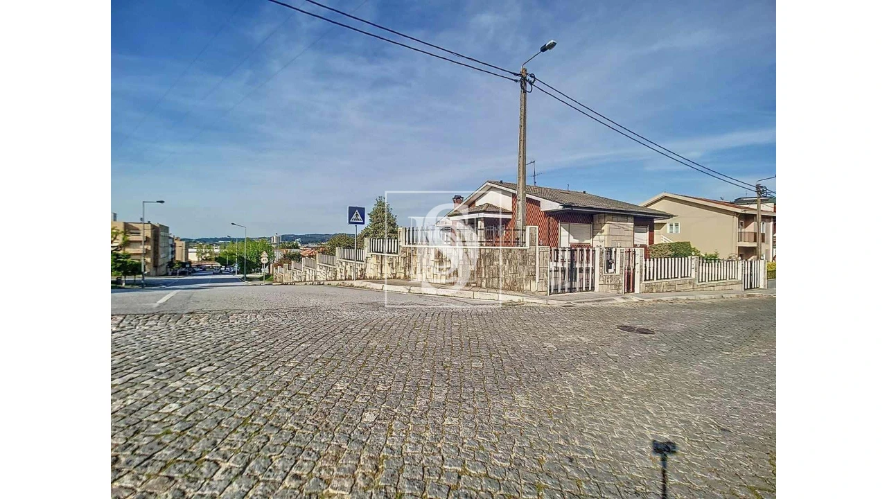 Moradia T3 para Venda em Aguas Santas Foto 30