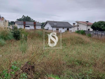 Terreno para Venda em Rio Tinto