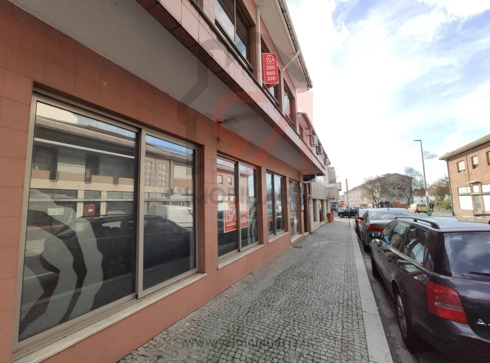 Escritório para Arrendamento em Paços de Ferreira Foto 2