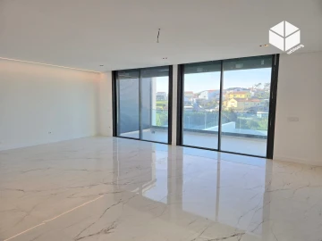 Moradia T5 para Venda em Buarcos