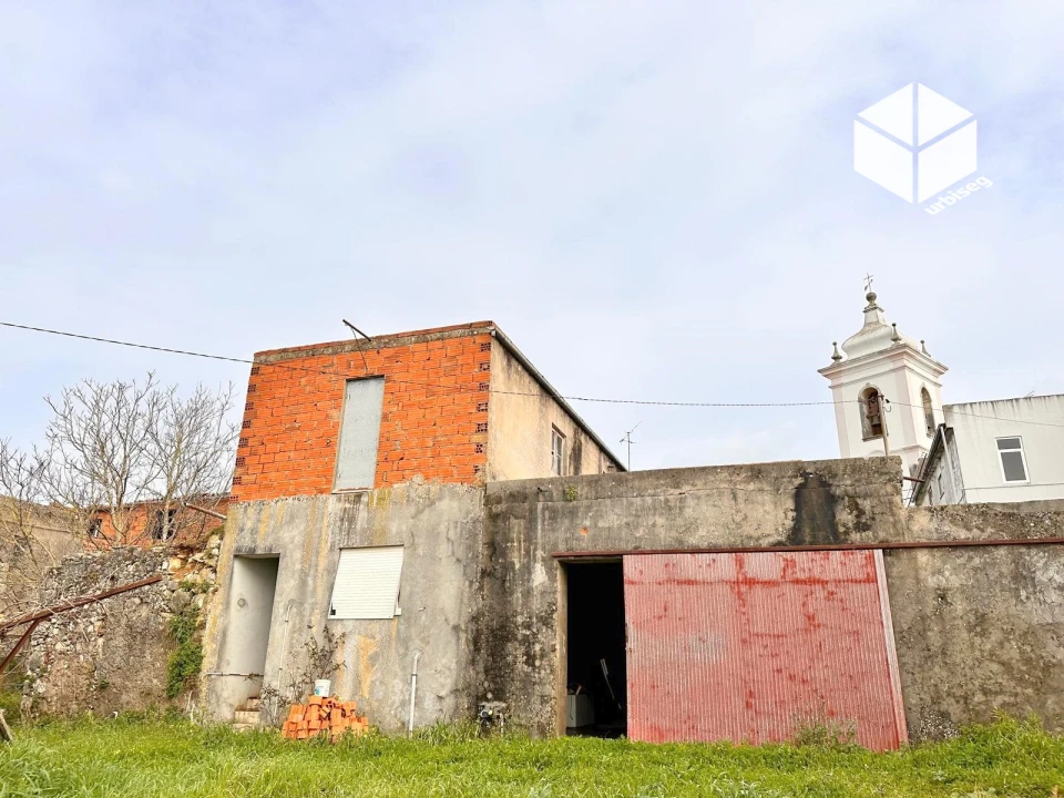 Moradia T3 para Venda em Vinha da Rainha Foto 5