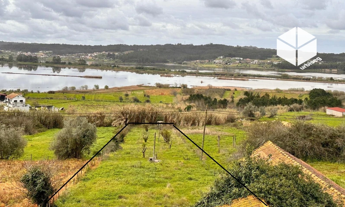 Moradia T3 para Venda em Vinha da Rainha Foto 6