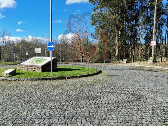 Terreno para Venda em Meixomil Foto 6