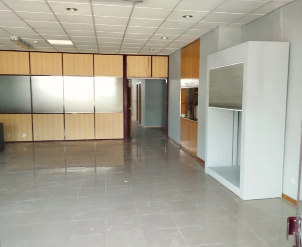 Loja para Venda em São Mamede de Infesta e Senhora da Hora Foto 1