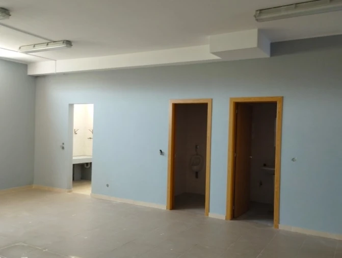 Loja para Venda em São Mamede de Infesta e Senhora da Hora Foto 10