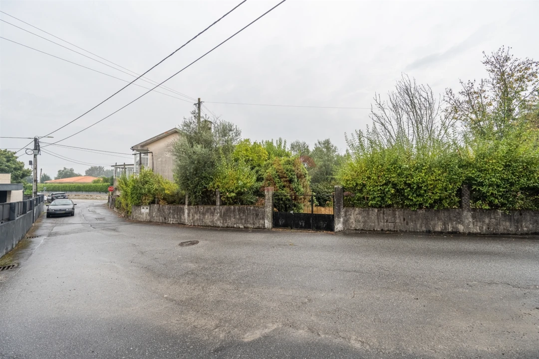 Moradia T6 para Venda em Arosa e Castelões Foto 2