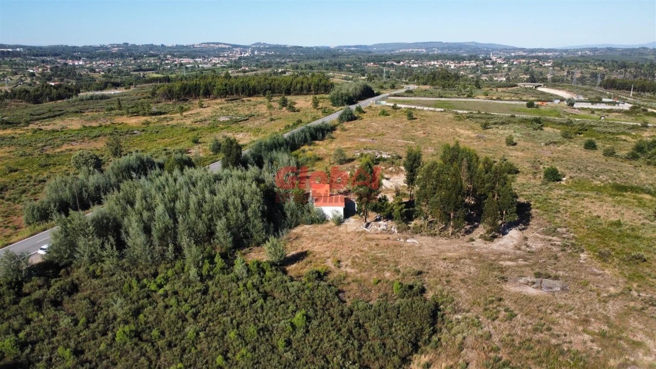Terreno para Venda em Vilar Seco Foto 11