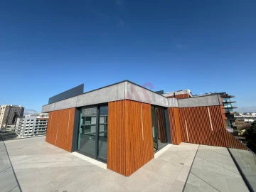 Apartamento T4 para Venda em Glória e Vera Cruz