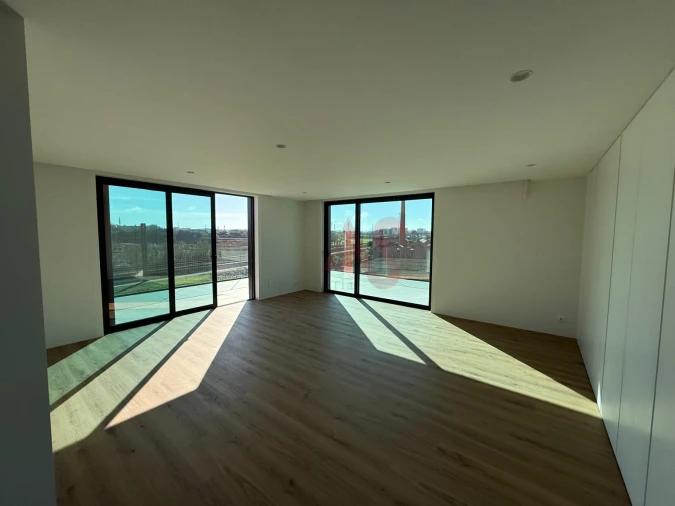 Apartamento T4 para Venda em Glória e Vera Cruz Foto 13